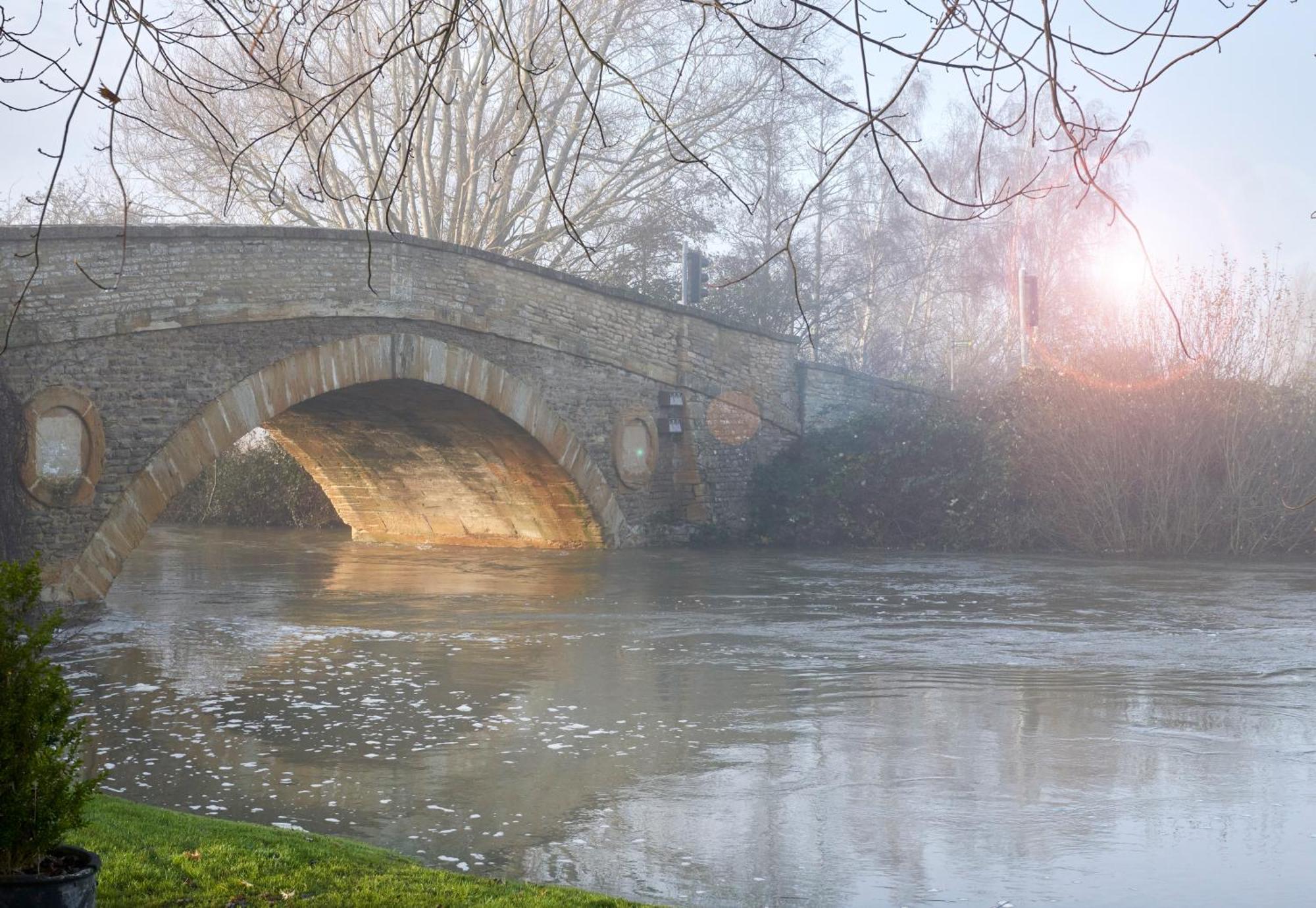 فندق The Trout At Tadpole Bridge فارنغدون المظهر الخارجي الصورة